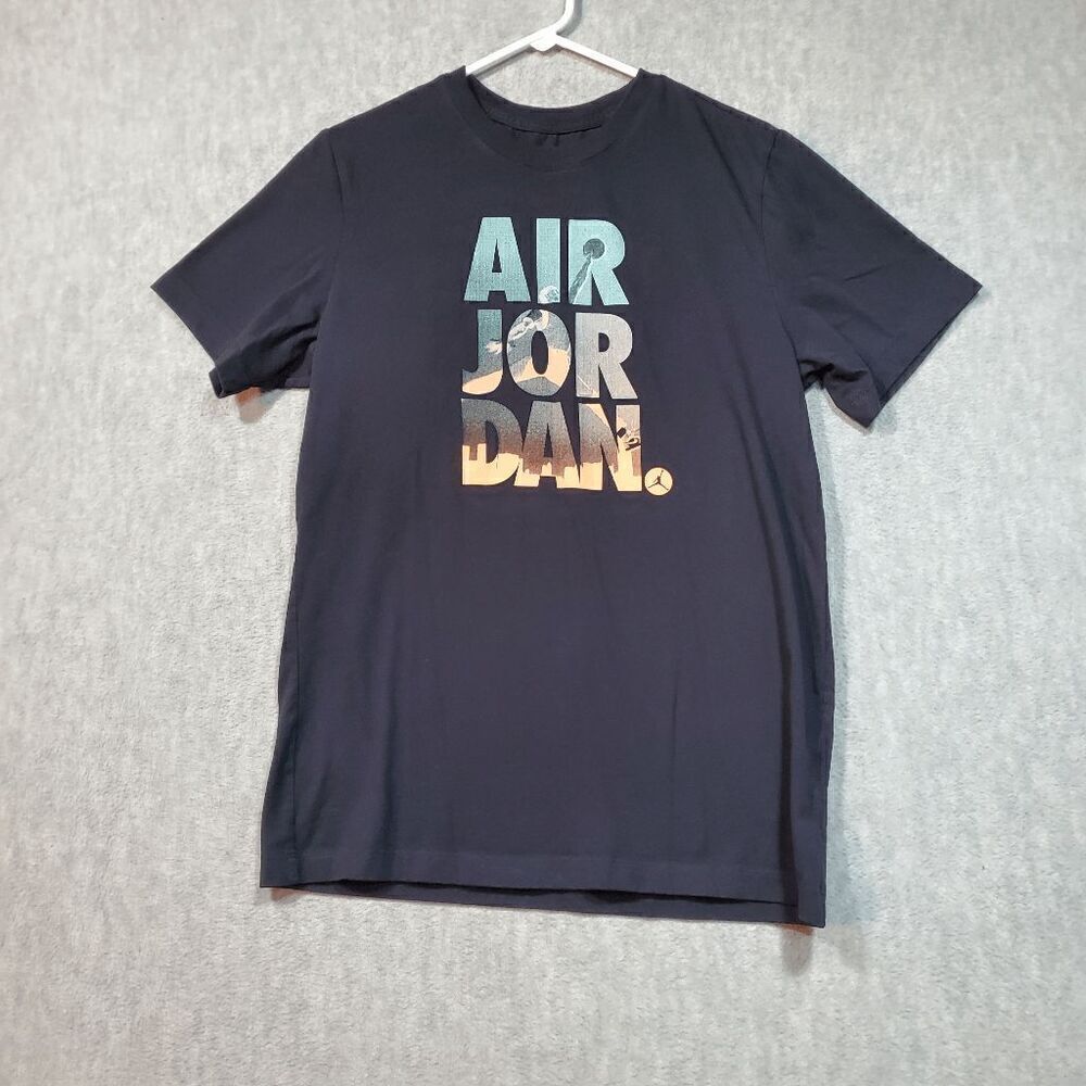 Air Jordan Shirt Mens Medium Black Standard Fit Graphic Crew Neck Pullover Tee